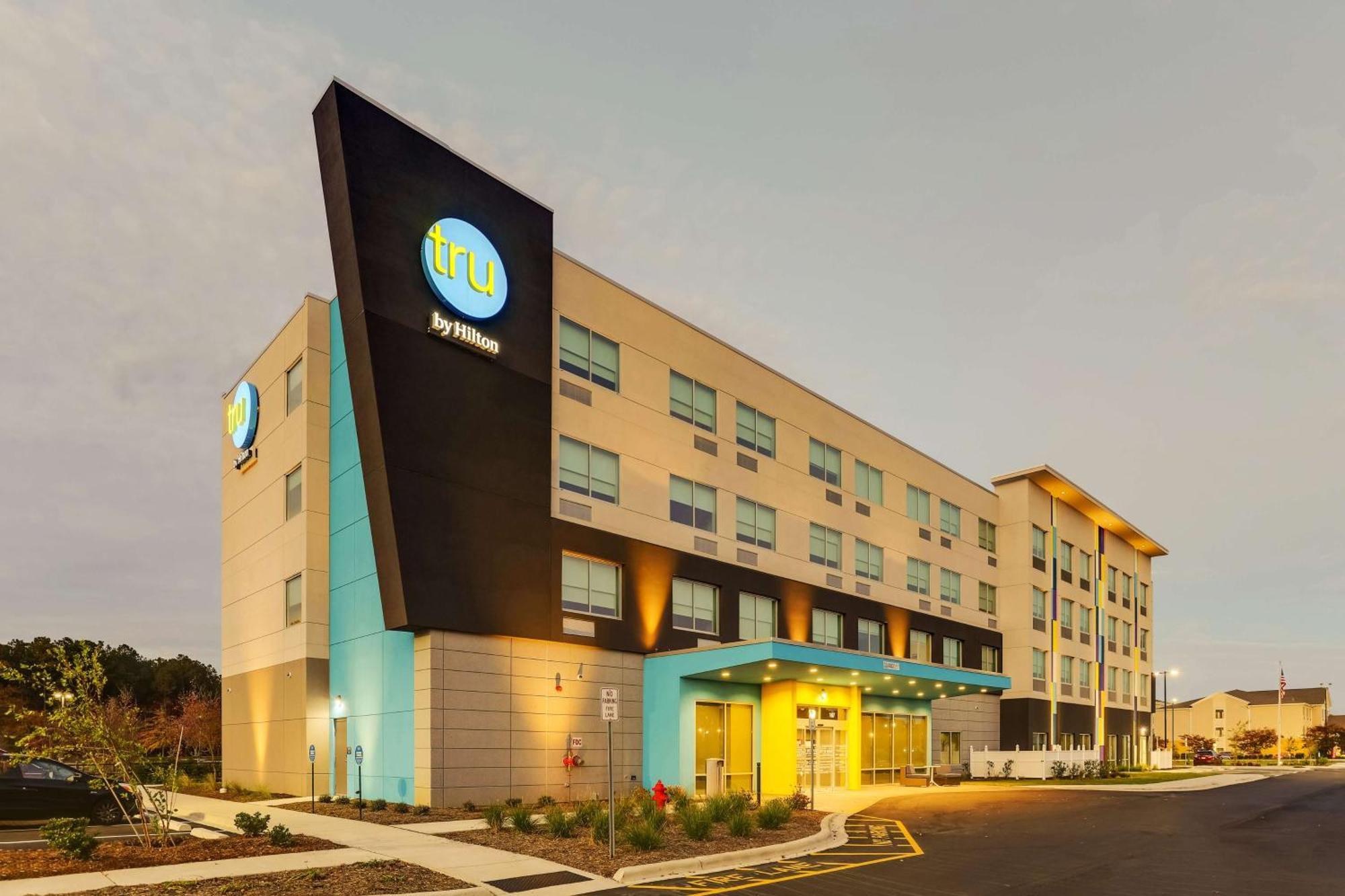 فندق Tru By Hilton Smithfield I-95 المظهر الخارجي الصورة